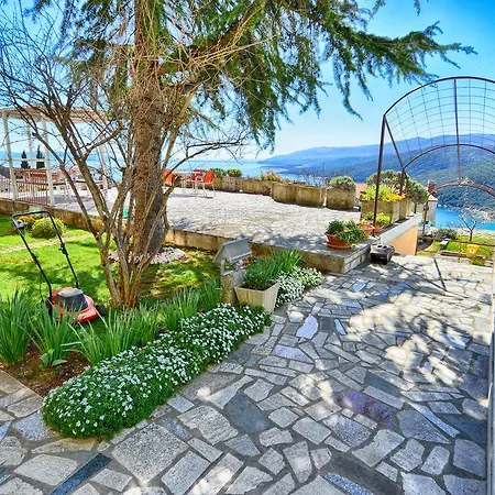 Creska 629 * Rabac