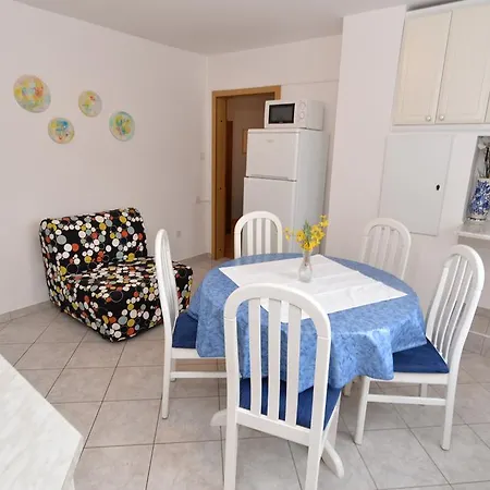 Creska 629 Apartment