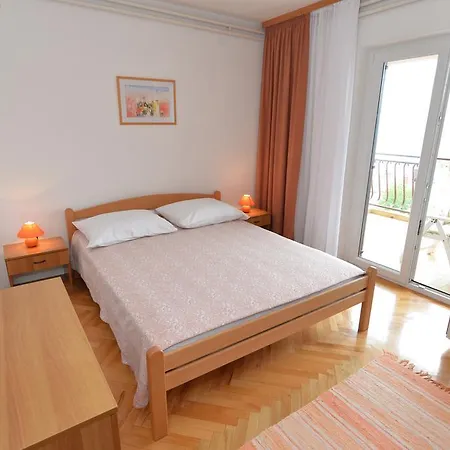 Creska 629 Apartment