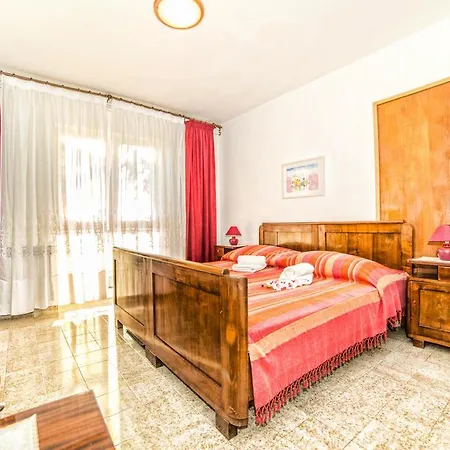 Apartment Creska 629 Rabac